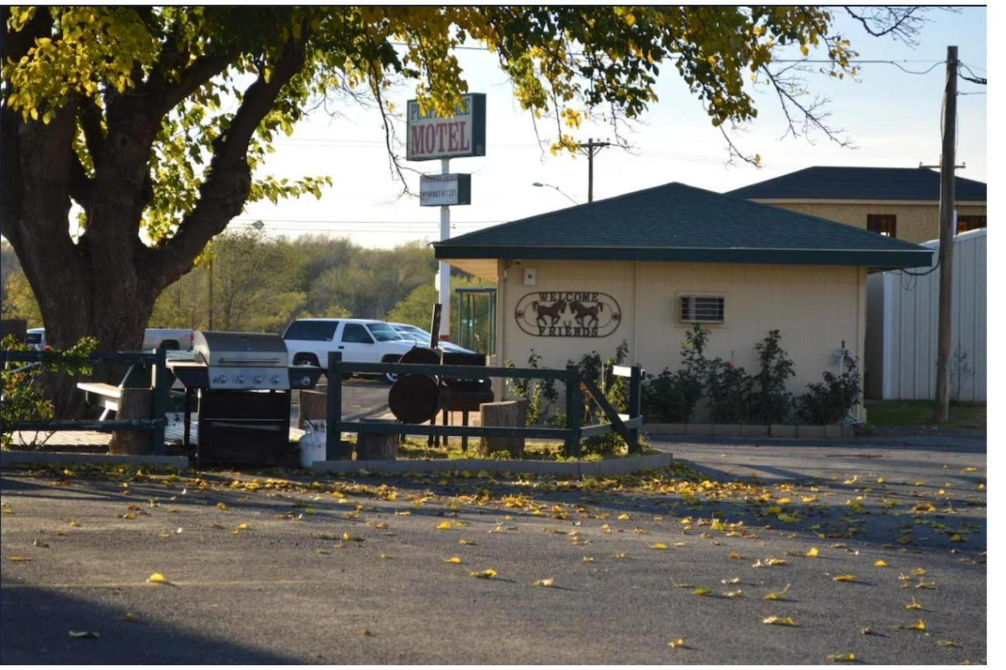 Purple Sage By Oyo Tx Motel